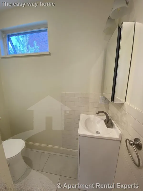2 bed, 1 bath apartment for rent at 379 Harvard St Unit 3, Harvard Square — photo 8 of 9