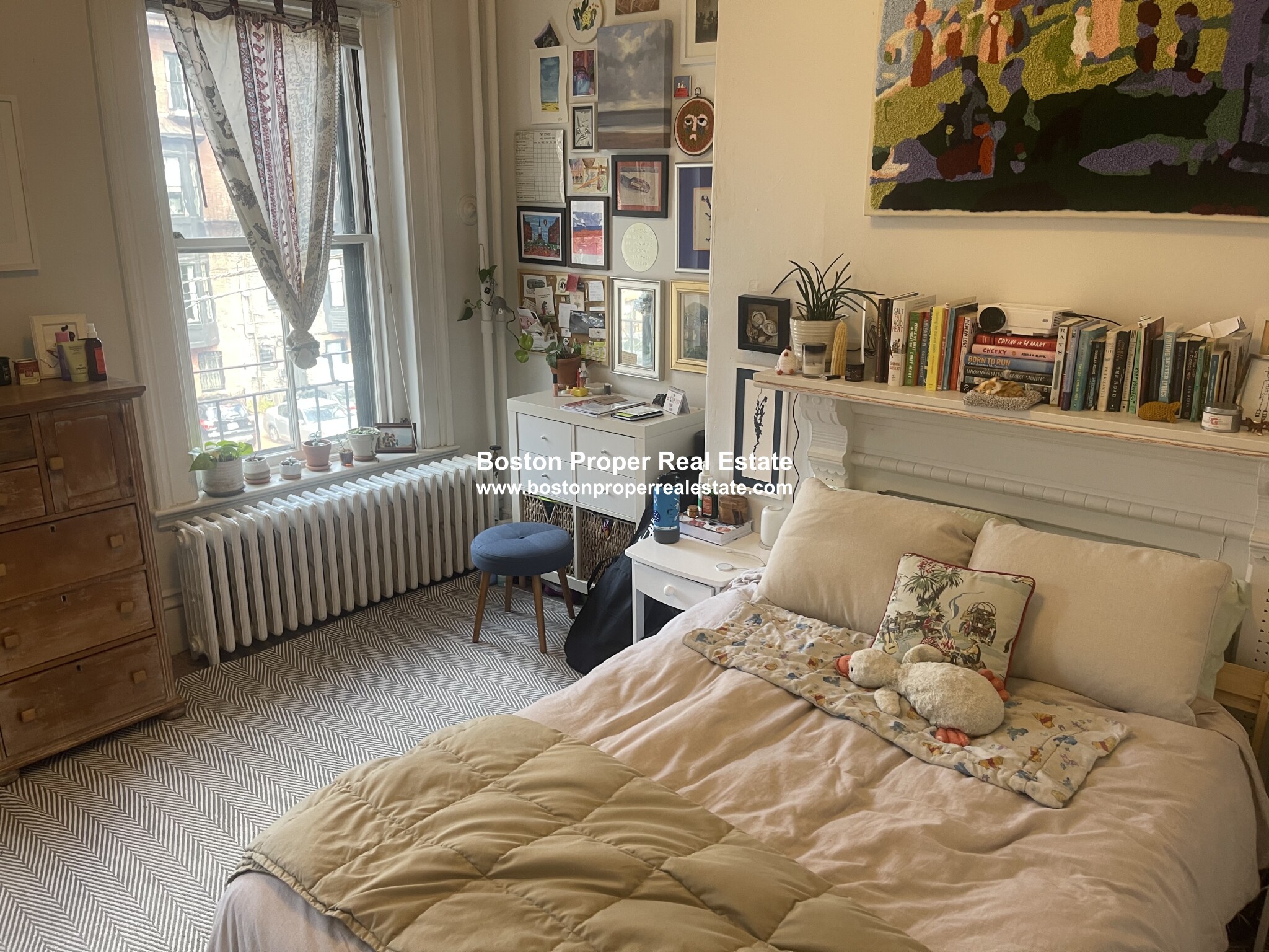 2 bed, 1 bath apartment for rent at 379 Marlborough St Unit 401, Back Bay — photo 3 of 8