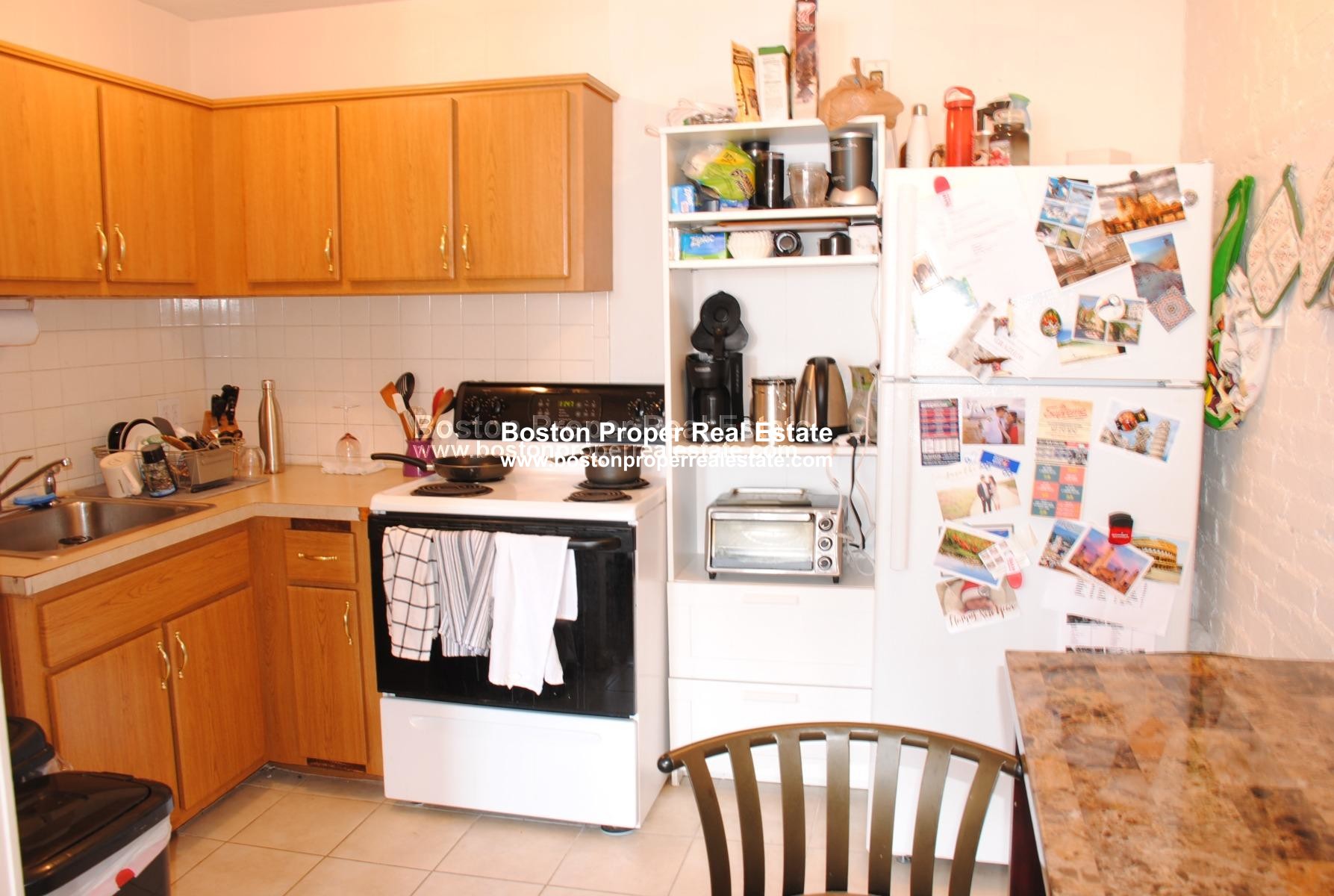 3 bed, 1 bath apartment for rent at 379 Marlborough St Unit 5, Back Bay — photo 8 of 10