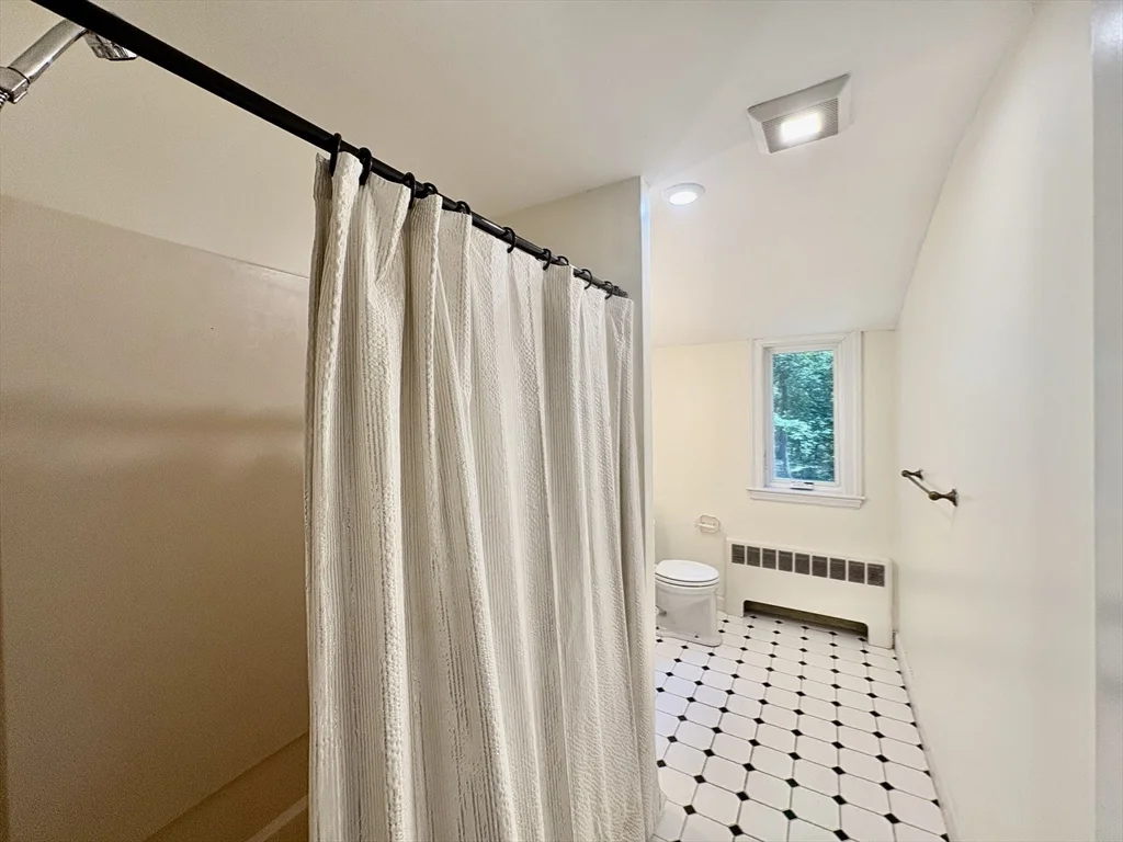 4 bed, 2 bath apartment for rent at 379 Newton St Unit 0, Chestnut Hill — photo 12 of 17