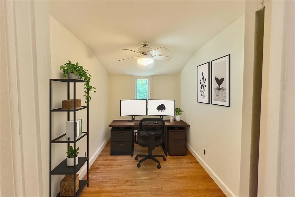 4 bed, 2 bath apartment for rent at 379 Newton St Unit 0, Chestnut Hill — photo 11 of 17