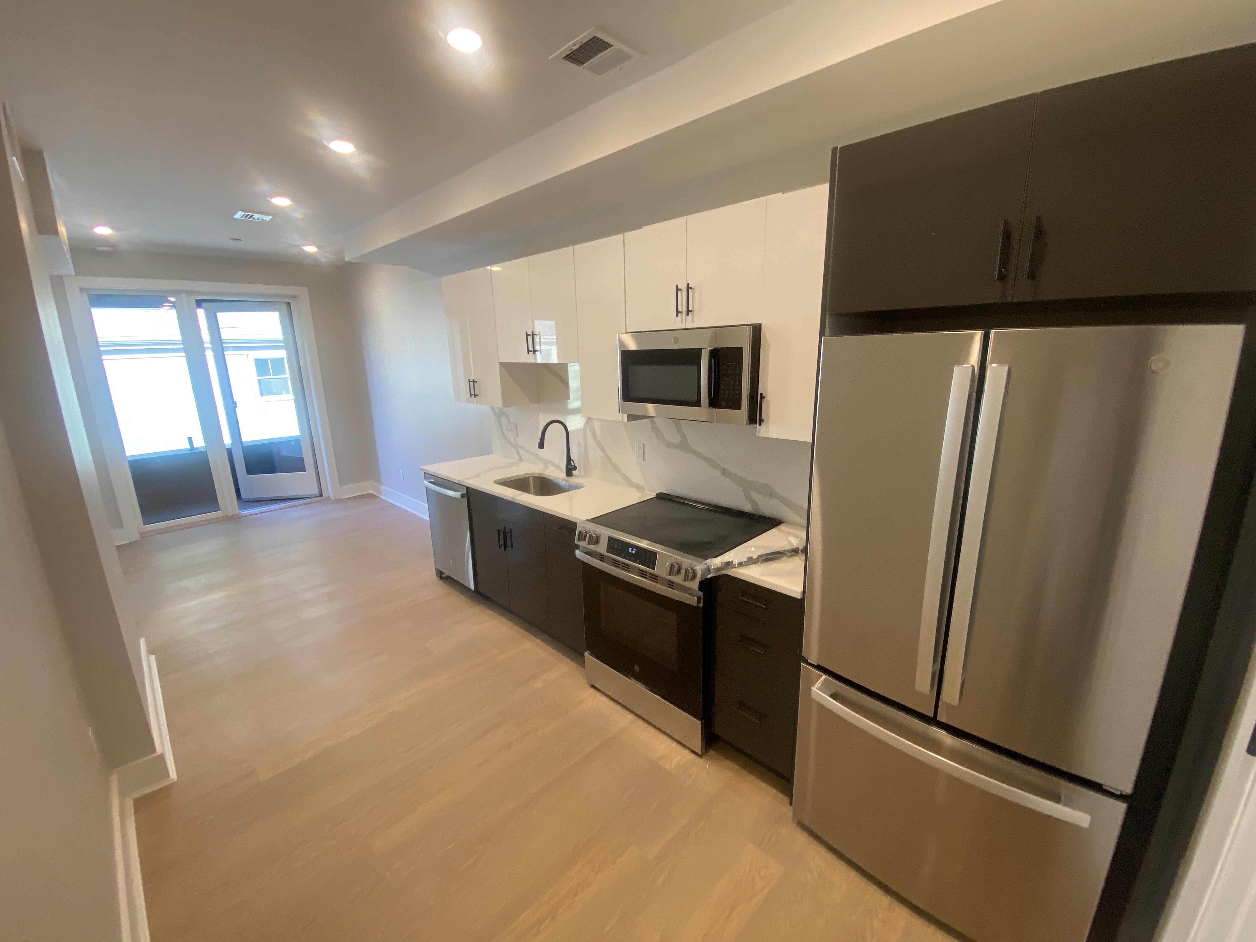 Studio bed, 1 bath apartment for rent at 379 Somerville Ave Unit 1, Prospect Hill — photo 12 of 12