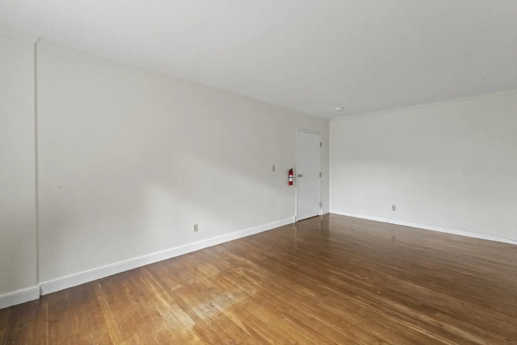 1 bed, 1 bath apartment for rent at 38-40 Cedar St Unit 335, Worcester — photo 12 of 21