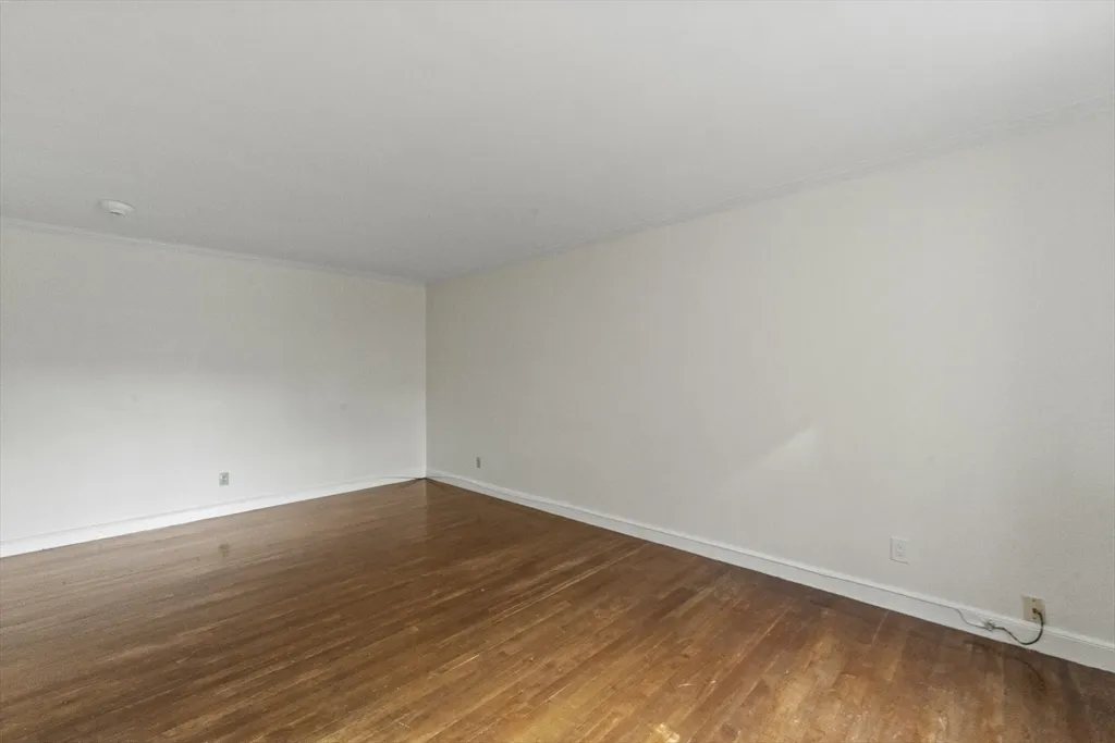 1 bed, 1 bath apartment for rent at 38-40 Cedar St Unit 335, Worcester — photo 13 of 21