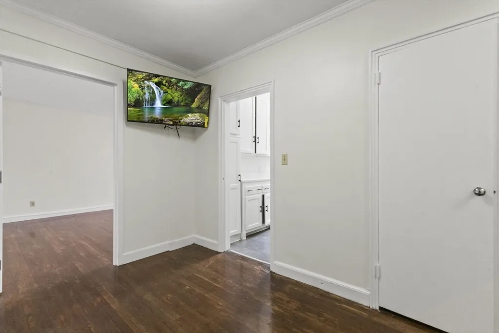 1 bed, 1 bath apartment for rent at 38-40 Cedar St Unit 335, Worcester — photo 8 of 21