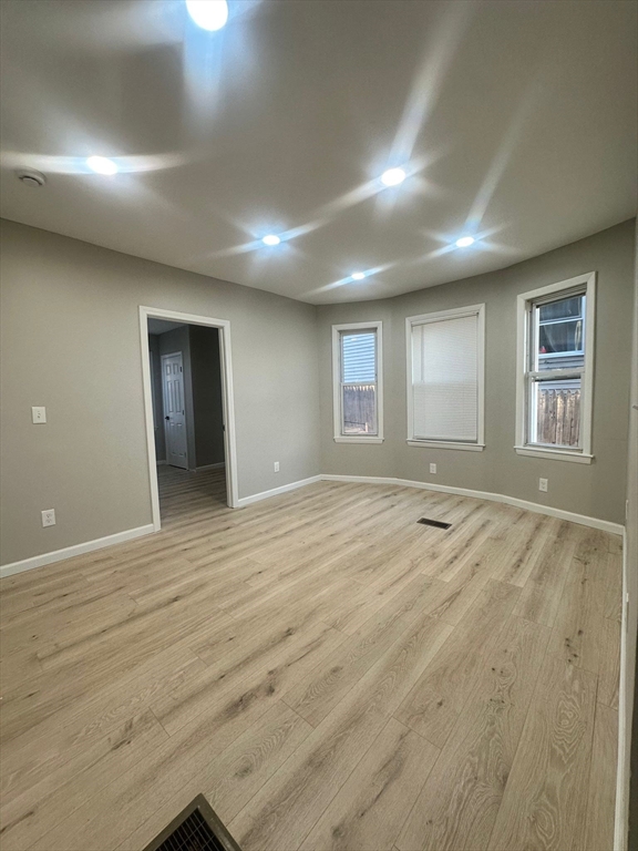 2 bed, 1 bath apartment for rent at 38-40 Longhill St Unit 1L, Springfield — photo 6 of 12