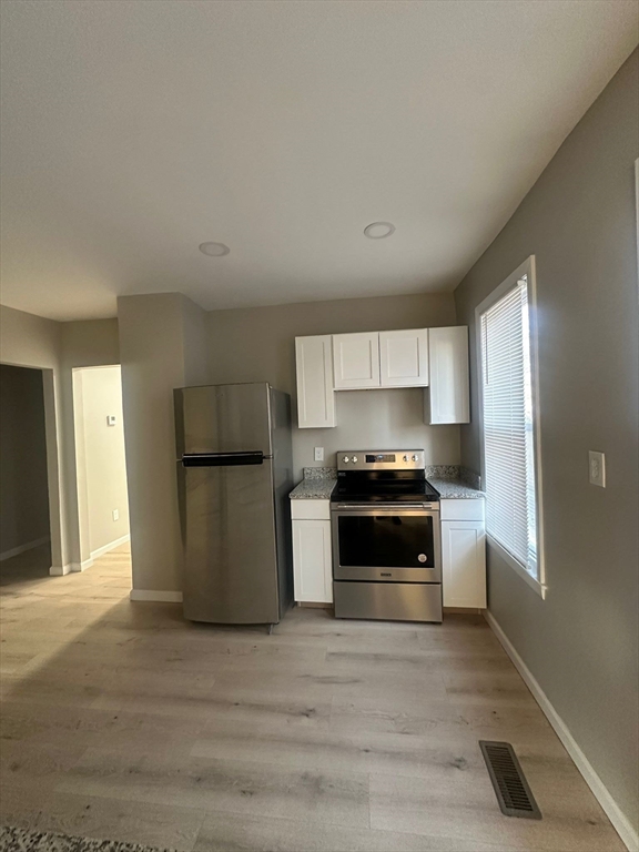 2 bed, 1 bath apartment for rent at 38-40 Longhill St Unit 1L, Springfield — photo 3 of 12
