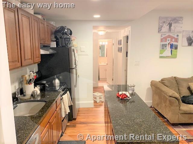 1 bed, 1 bath apartment for rent at 38-40 Saint Botolph St Unit B4, Back Bay — photo 2 of 15
