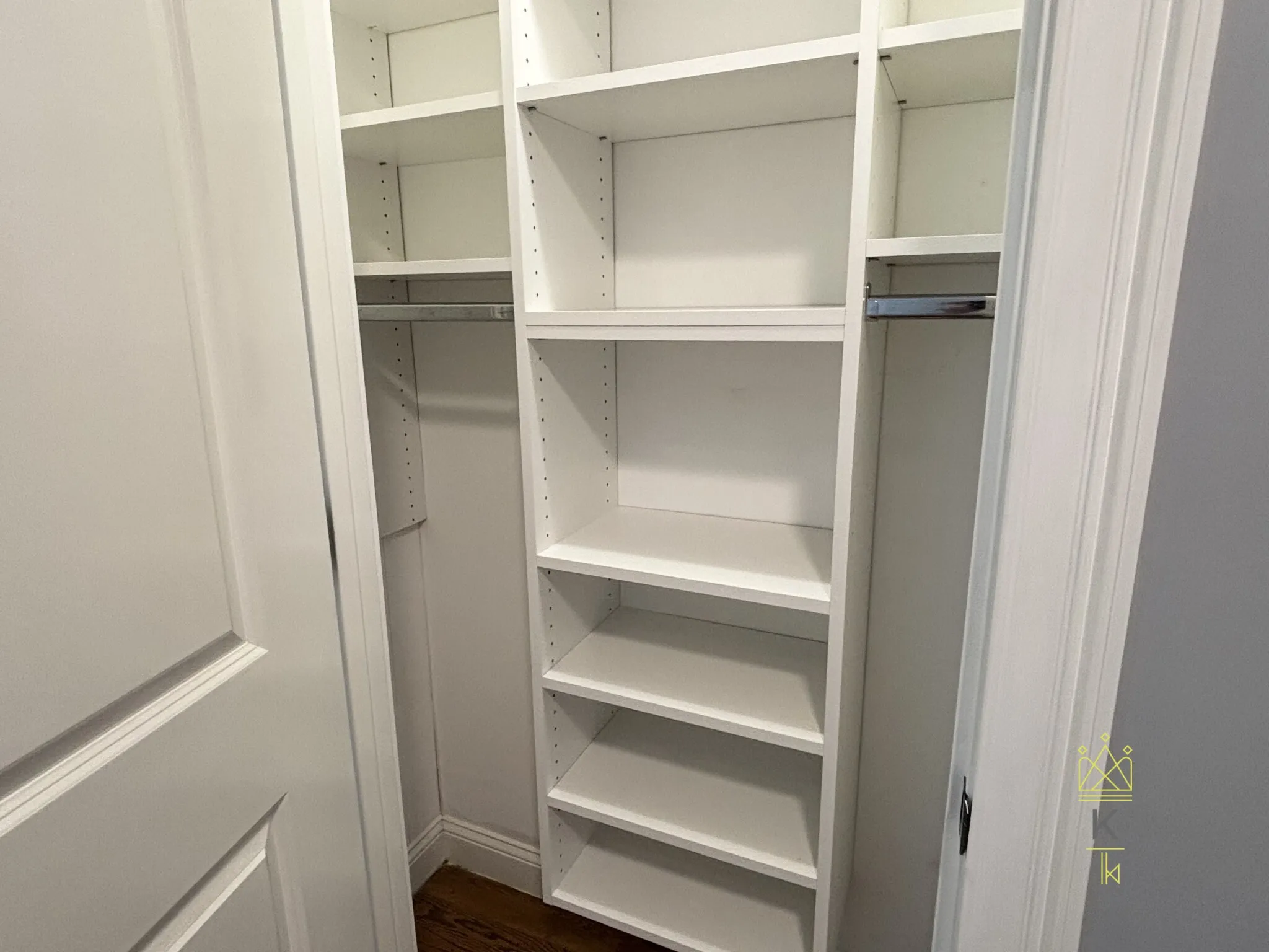 2.5 bed, 2 bath apartment for rent at 38-42 Hyde Park Ave Unit 05, Jamaica Plain — photo 14 of 24