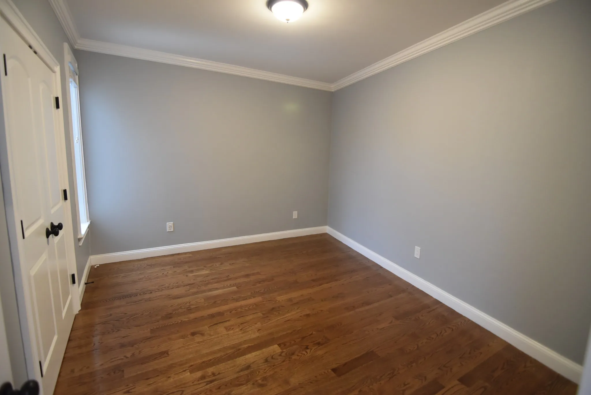 3 bed, 2 bath apartment for rent at 38-42 Hyde Park Ave Unit 6, Jamaica Plain — photo 5 of 13