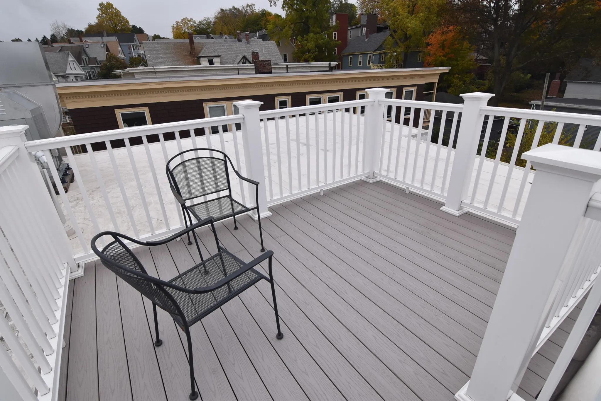 3 bed, 2 bath apartment for rent at 38-42 Hyde Park Ave Unit 6, Jamaica Plain — photo 8 of 13