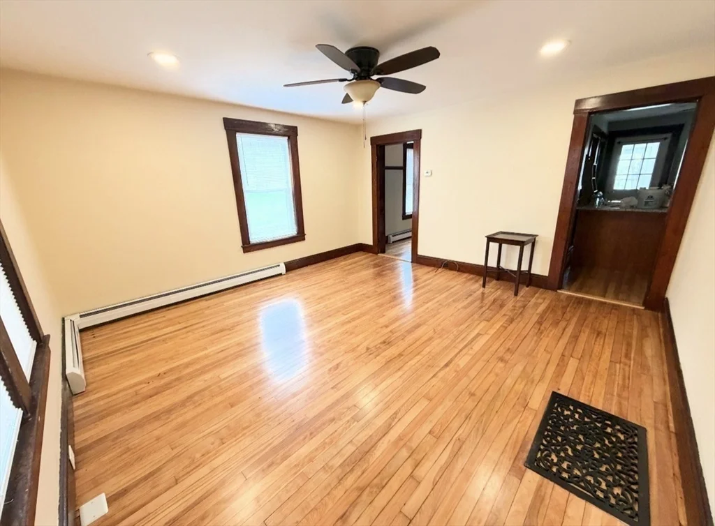 3 bed, 1 bath apartment for rent at 38 A St Unit A, West Warren — photo 5 of 14
