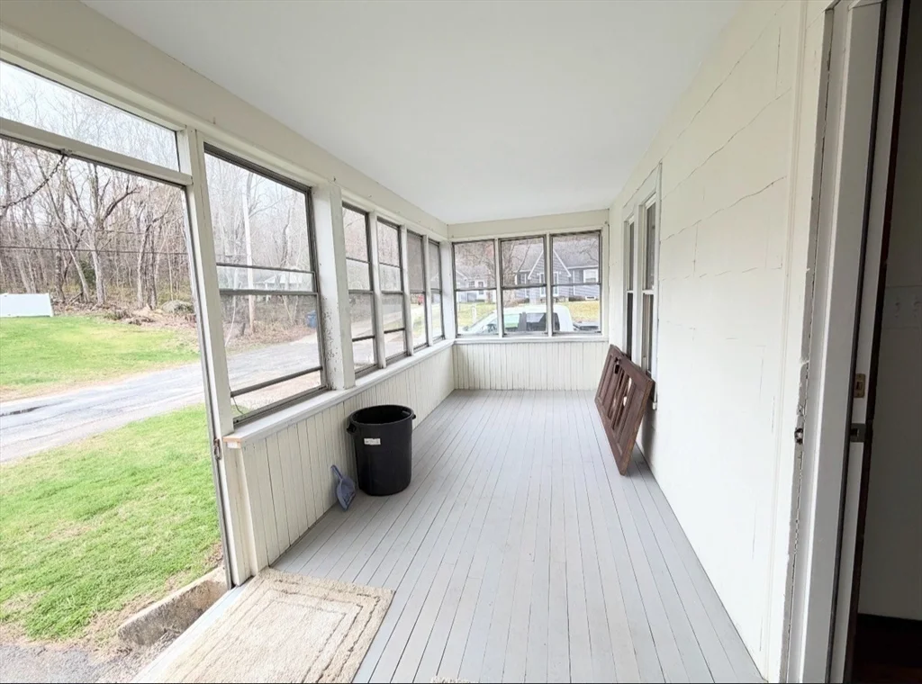 3 bed, 1 bath apartment for rent at 38 A St Unit A, West Warren — photo 11 of 14