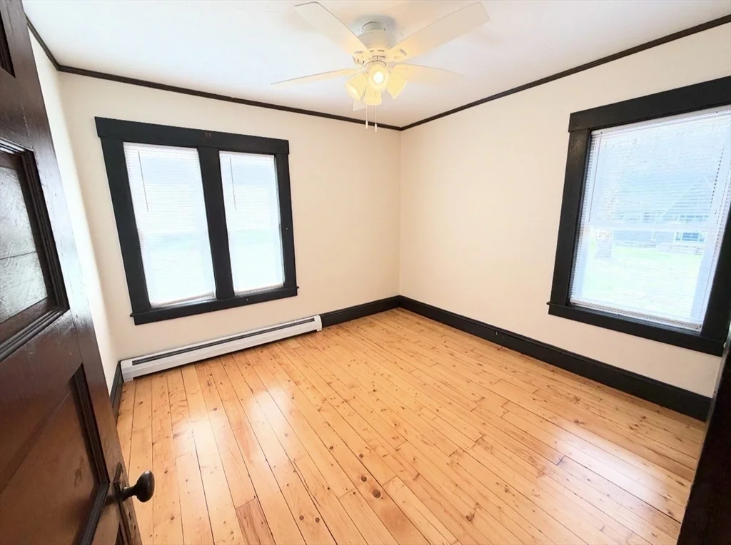 3 bed, 1 bath apartment for rent at 38 A St Unit A, West Warren — photo 4 of 14