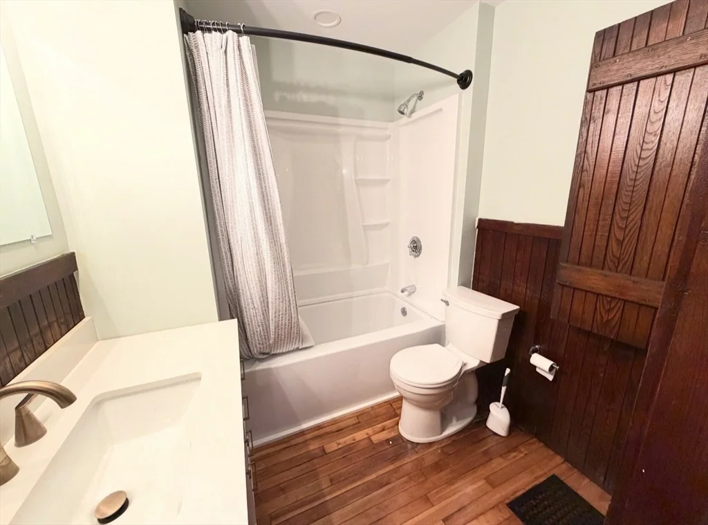 3 bed, 1 bath apartment for rent at 38 A St Unit A, West Warren — photo 7 of 14