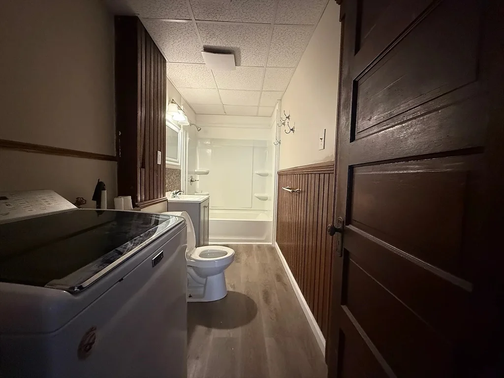2 bed, 1 bath apartment for rent at 38 Ames St Unit 2, Worcester — photo 5 of 9