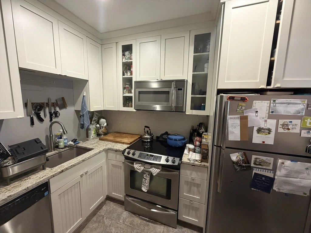 1 bed, 1 bath apartment for rent at 38 Appleton St Unit 3, South End — photo 4 of 9