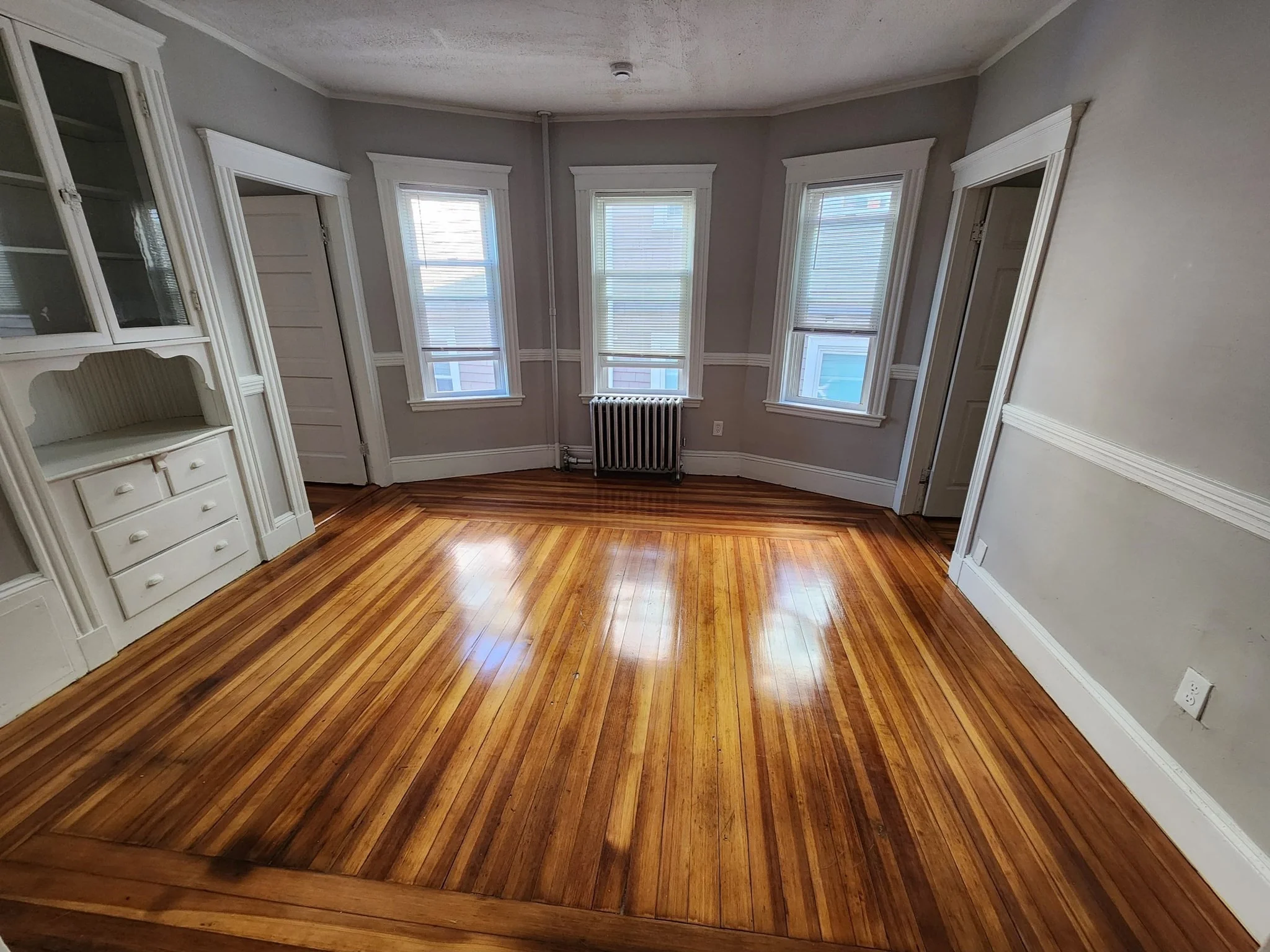 4 bed, 1 bath apartment for rent at 38 Bellevue St Unit 2, Dorchester — photo 6 of 10