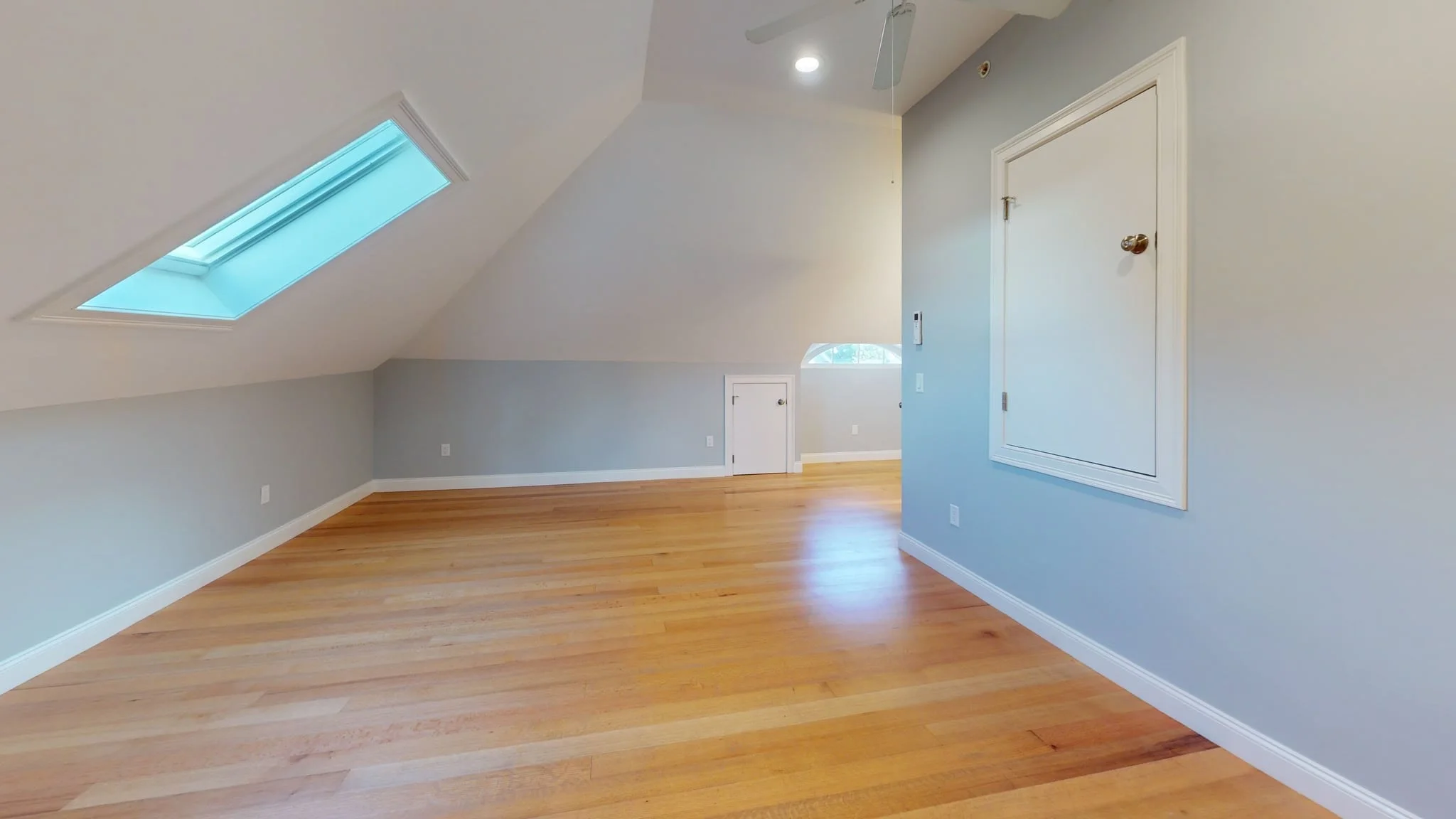 Studio bed, 1 bath apartment for rent at 38 Berkeley St Unit 6, Spring Hill — photo 2 of 5