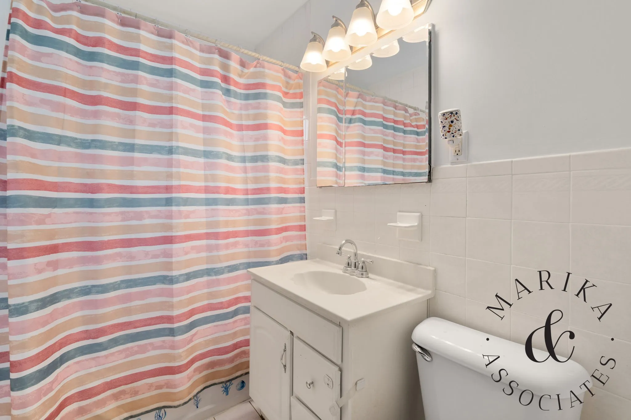 3.5 bed, 1.5 bath apartment for rent at 38 Blenford Rd Unit 38, Brighton — photo 12 of 23