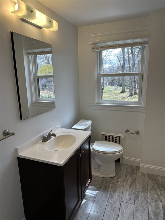 1 bed, 1 bath apartment for rent at 38 Byron St Unit 2, Wakefield — photo 9 of 10