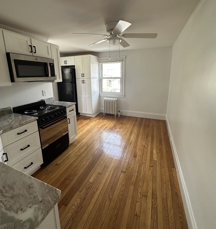 1 bed, 1 bath apartment for rent at 38 Byron St Unit 2, Wakefield — photo 3 of 10