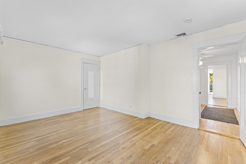 3 bed, 2 bath apartment for rent at 38 Cabot St, Newton — photo 18 of 34