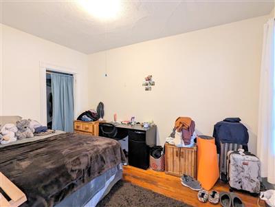 3 bed, 1 bath apartment for rent at 38 Calvin St Unit 1, Ward Two — photo 5 of 10