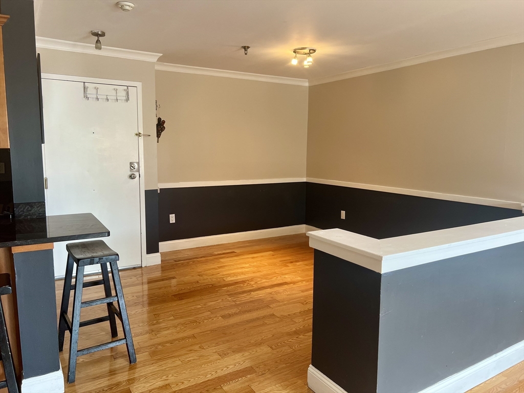 1 bed, 1 bath apartment for rent at 38 Carter St Unit 307, Everett — photo 5 of 11