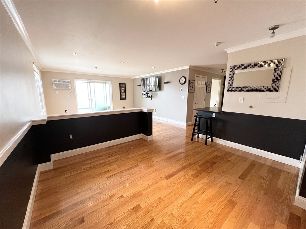 1 bed, 1 bath apartment for rent at 38 Carter St Unit 307, Everett — photo 4 of 11