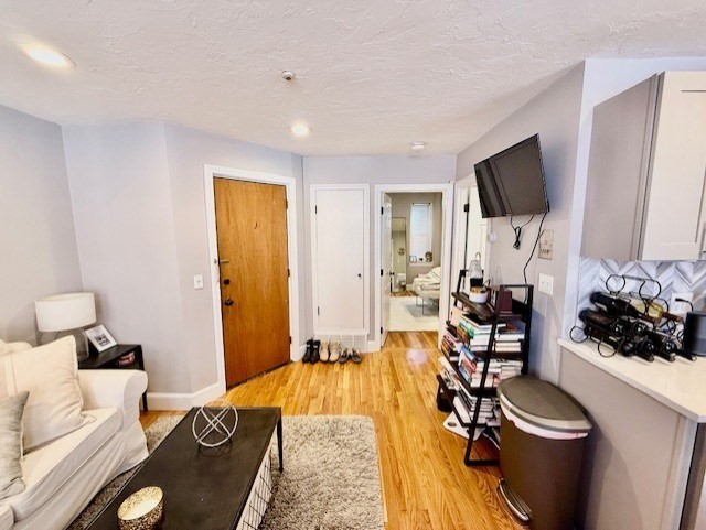 1 bed, 1 bath apartment for rent at 38 Charter St Unit 5, North End — photo 7 of 19