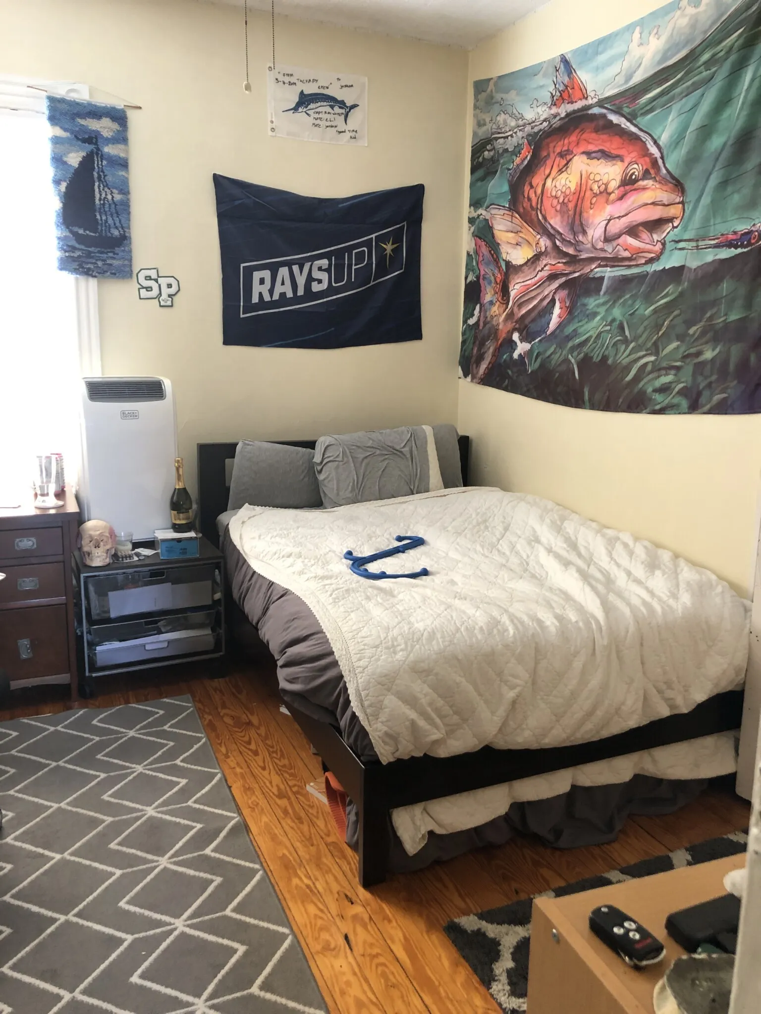 5 bed, 2 bath apartment for rent at 38 Cherokee St Unit 3, Mission Hill — photo 6 of 9