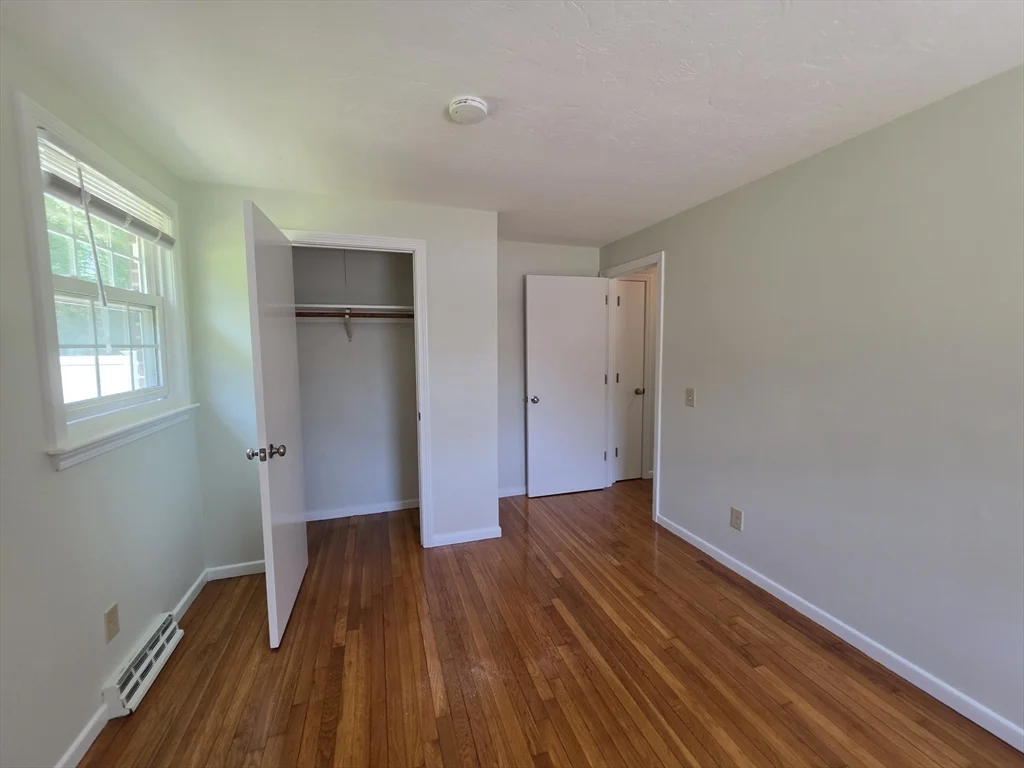 2 bed, 1 bath apartment for rent at 38 Cobb Unit 0, Rockland — photo 12 of 15