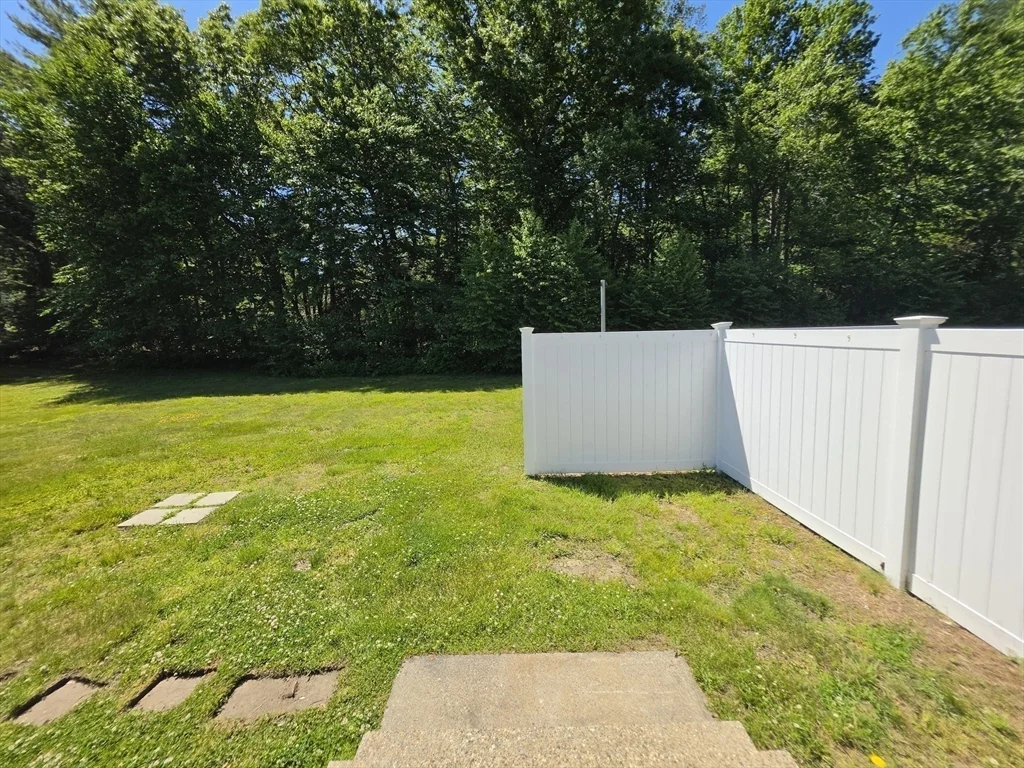2 bed, 1 bath apartment for rent at 38 Cobb Unit 0, Rockland — photo 15 of 15