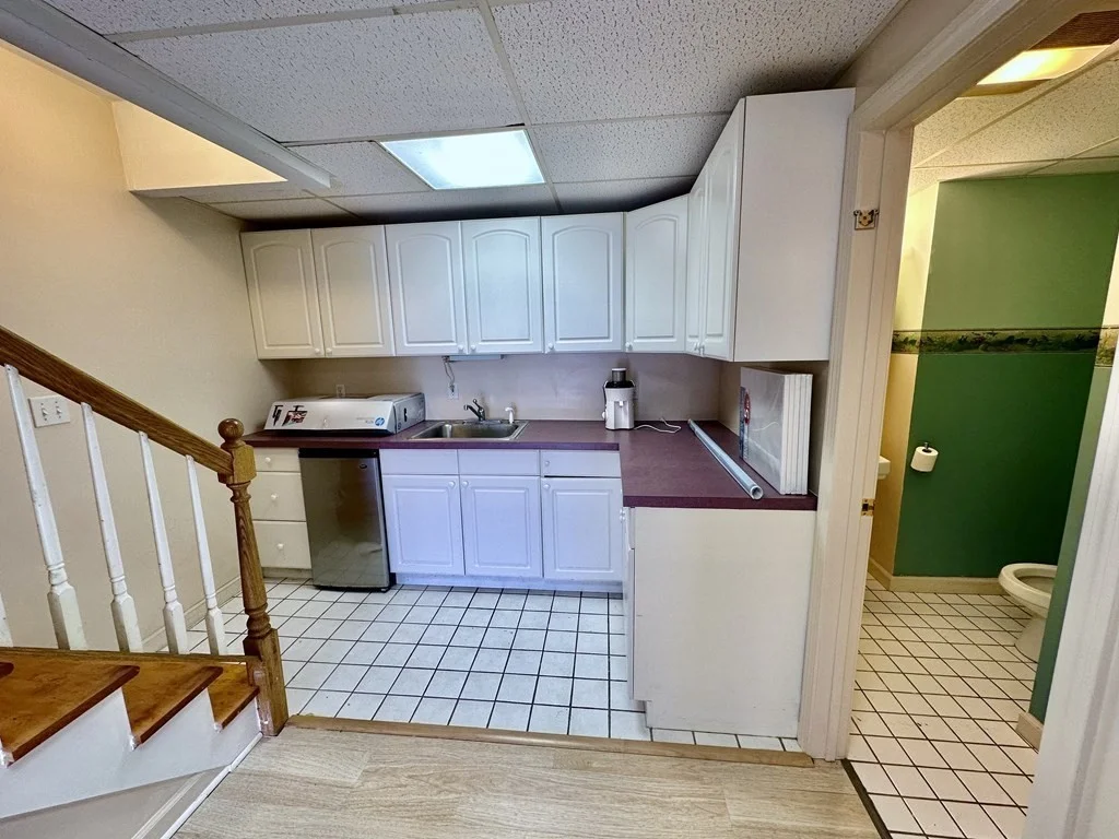 3 bed, 3 bath apartment for rent at 38 Crescent Rd Unit 38, Needham Heights — photo 25 of 30
