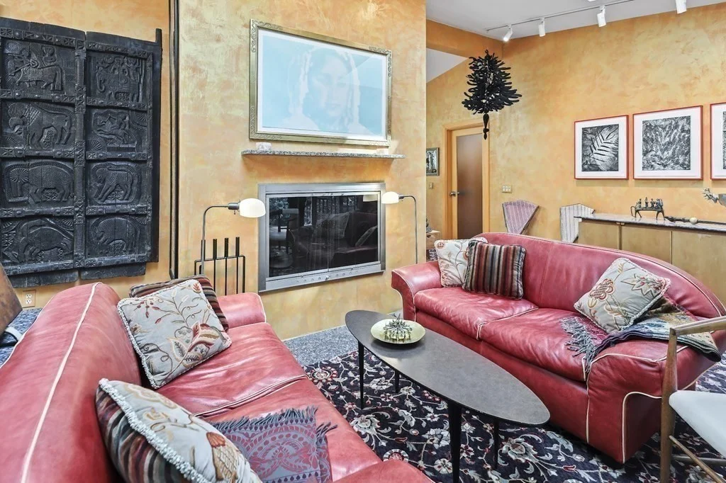3 bed, 3 bath apartment for rent at 38 Cumberland Ave, Brookline Village — photo 9 of 39