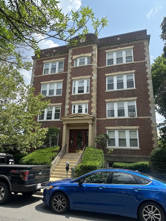 1 bed, 1 bath apartment for rent at 38 Day St Unit 20, Davis Square — photo 1 of 8