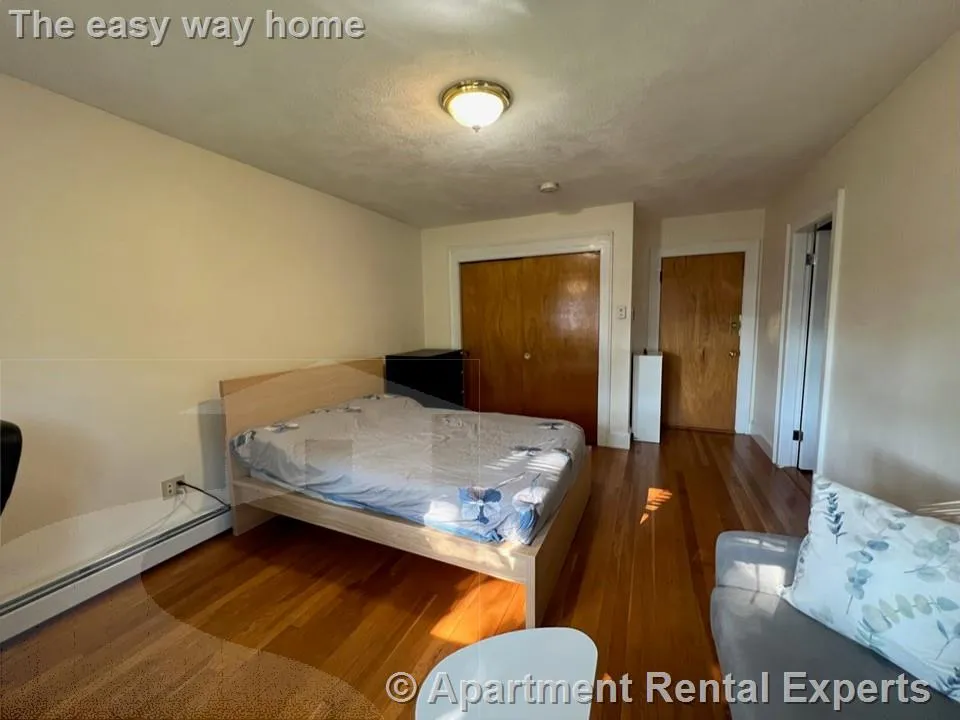 1 bed, 1 bath apartment for rent at 38 Day St Unit 31, Davis Square — photo 4 of 7