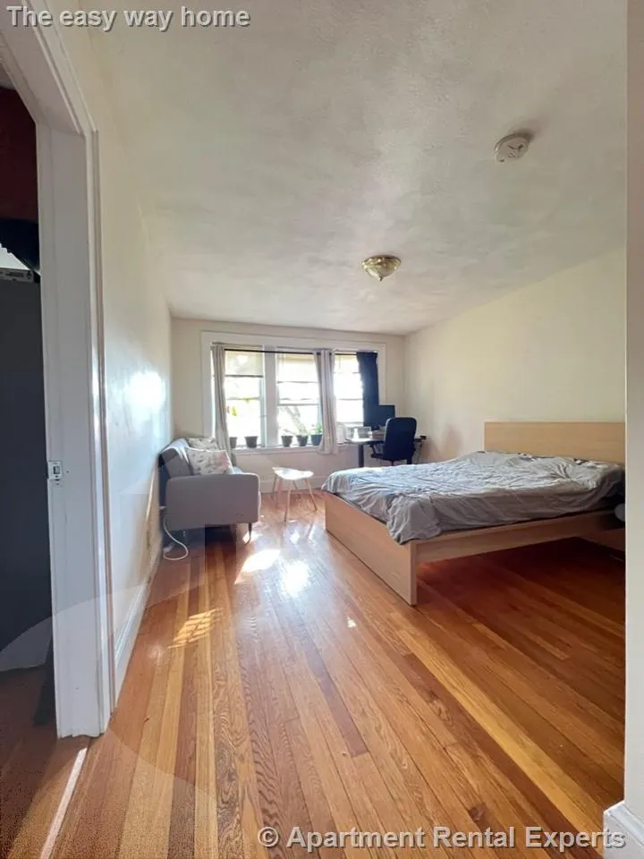 1 bed, 1 bath apartment for rent at 38 Day St Unit 31, Davis Square — photo 5 of 7