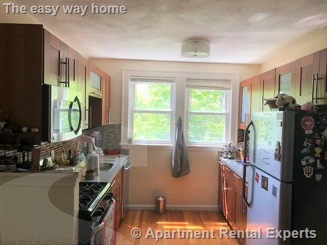 1 bed, 1 bath apartment for rent at 38 Day St Unit 41, Davis Square — photo 3 of 6