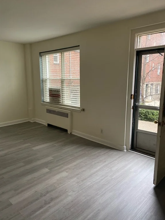 1 bed, 1 bath apartment for rent at 38 Dean Rd Unit T-2, Beaconsfield — photo 8 of 11