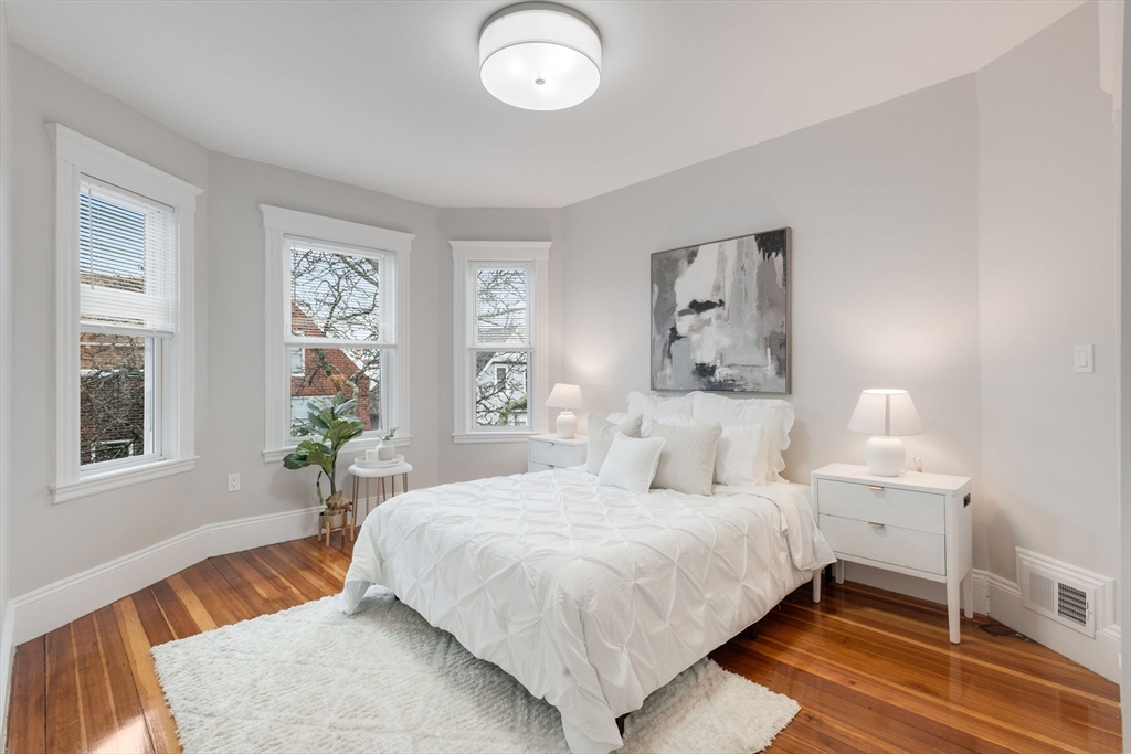 1 bed, 1 bath apartment for rent at 38 Dorset St Unit 1, Dorchester — photo 10 of 41