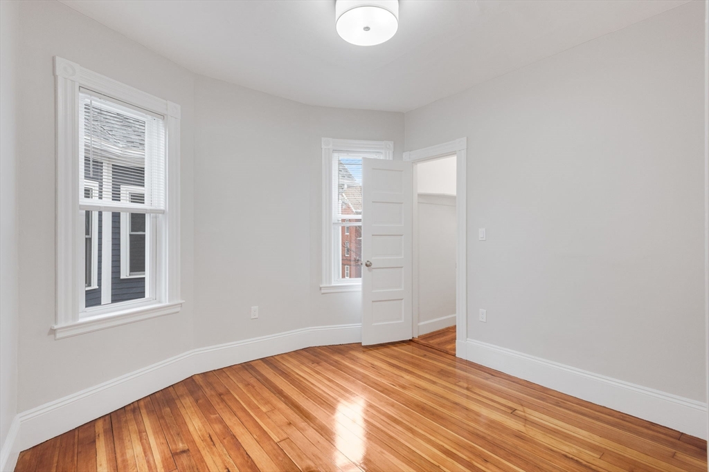 1 bed, 1 bath apartment for rent at 38 Dorset St Unit 1, Dorchester — photo 35 of 41