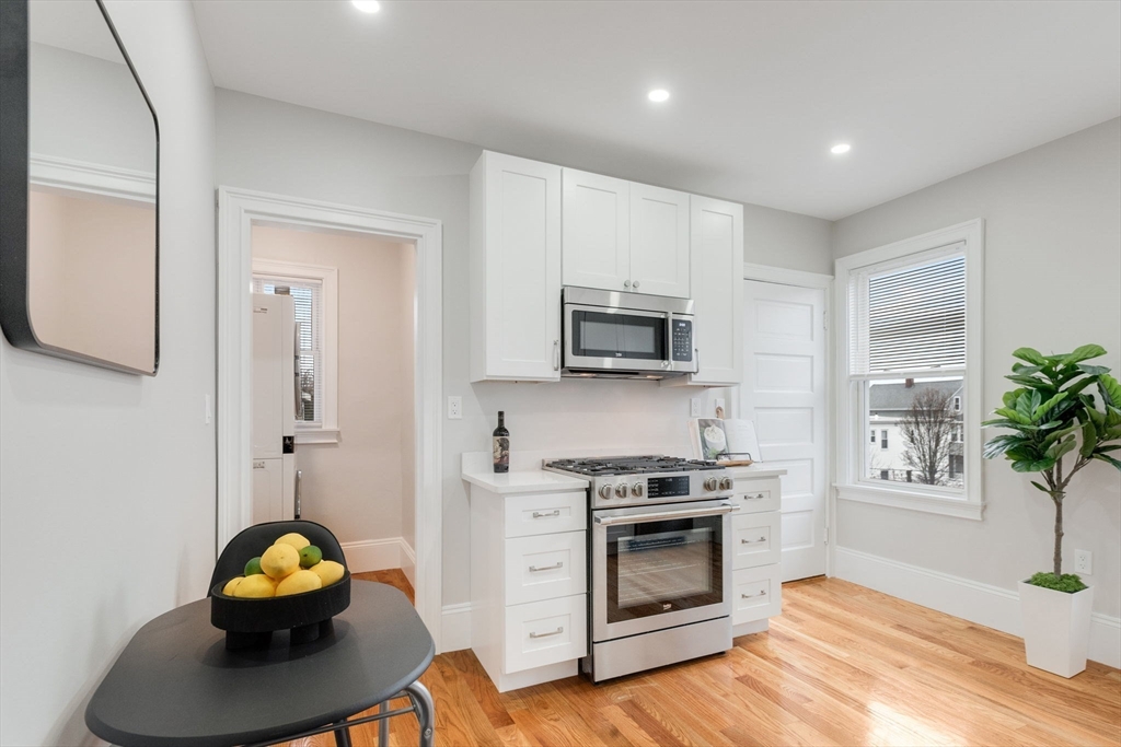 1 bed, 1 bath apartment for rent at 38 Dorset St Unit 1, Dorchester — photo 2 of 41