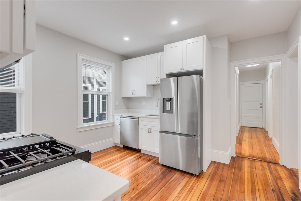 1 bed, 1 bath apartment for rent at 38 Dorset St Unit 1, Dorchester — photo 27 of 41