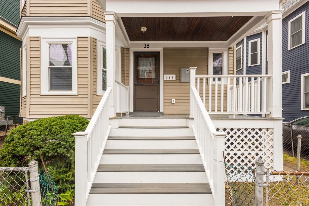 1 bed, 1 bath apartment for rent at 38 Dorset St Unit 1, Dorchester — photo 39 of 41