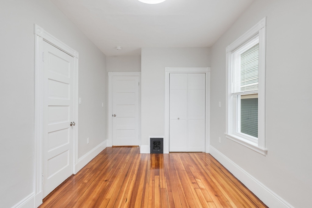 1 bed, 1 bath apartment for rent at 38 Dorset St Unit 1, Dorchester — photo 33 of 41