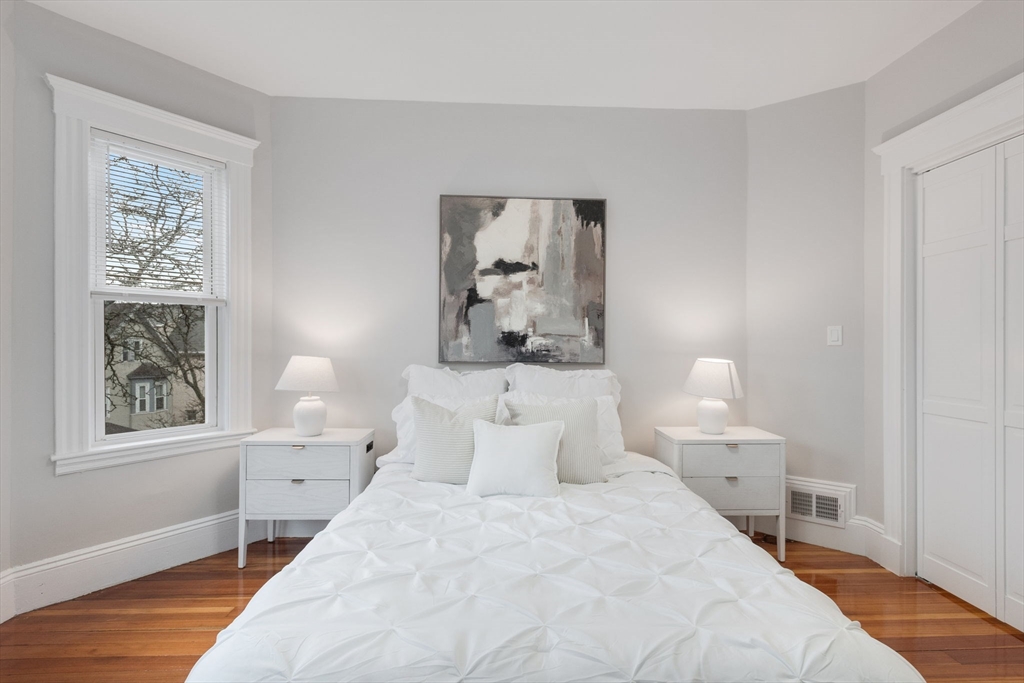 1 bed, 1 bath apartment for rent at 38 Dorset St Unit 1, Dorchester — photo 11 of 41