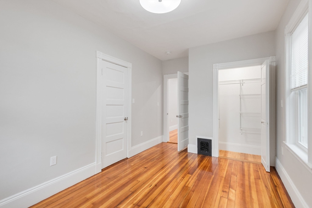 1 bed, 1 bath apartment for rent at 38 Dorset St Unit 1, Dorchester — photo 32 of 41