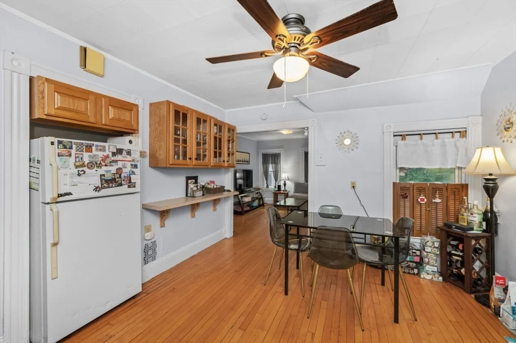 1 bed, 1 bath apartment for rent at 38 E Foster Unit 2, Melrose — photo 10 of 17